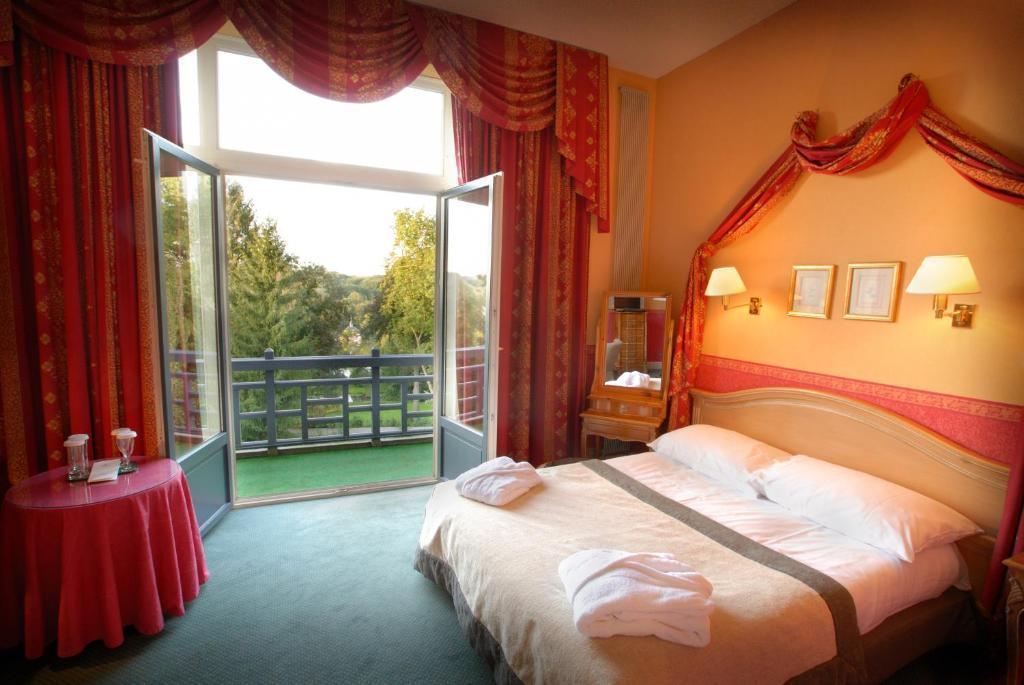 Martin'S Manoir Hotel Genval Room photo