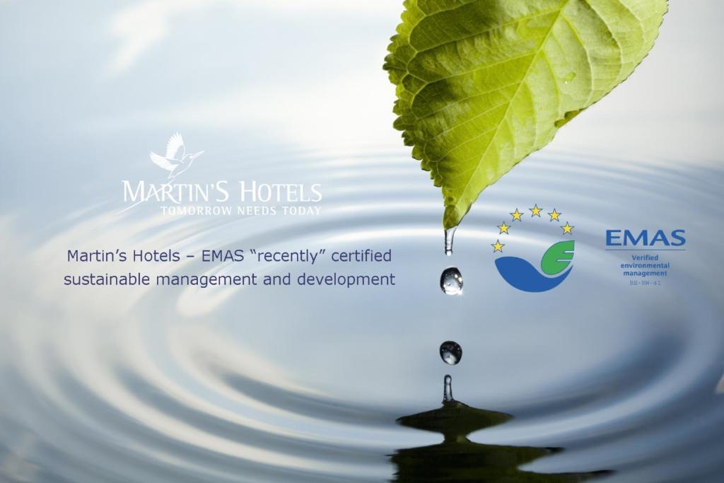 Martin'S Manoir Hotel Genval Exterior photo